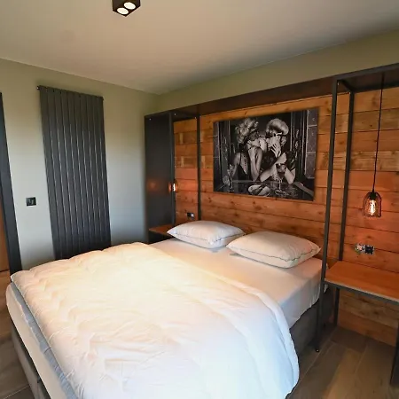 Luxurious Holiday With Indoor Pool And A Unique View Over The Valley Septon