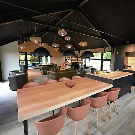 度假居 Luxurious Holiday With Indoor Pool And A Unique View Over The Valley
